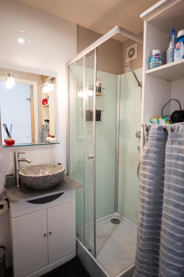 Apartamento Warm Studio En Duplex Proche Paris Et Disney Neuilly-Plaisance Exterior foto